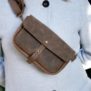 Leather Fanny Pack For Women, Adjustable Strap for shoulder/waist, Premium Leather Belt Bag
