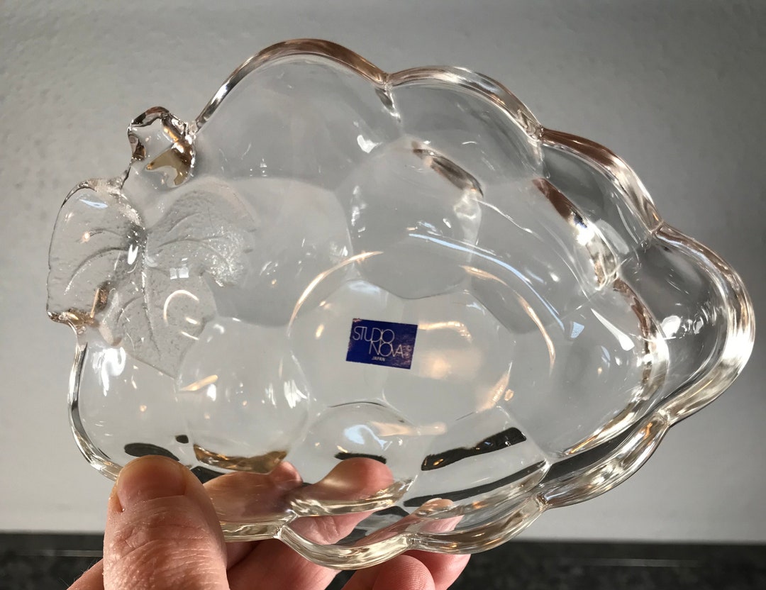 Mikasa Nova Studio Crystal Clear Glass Grape Cluster Shape Serving