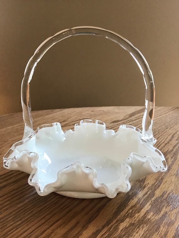 フェントン　アンティークガラス　小物入れ　Fenton silver crest フェントン アンティークガラス 小物入れ Fenton silver crest