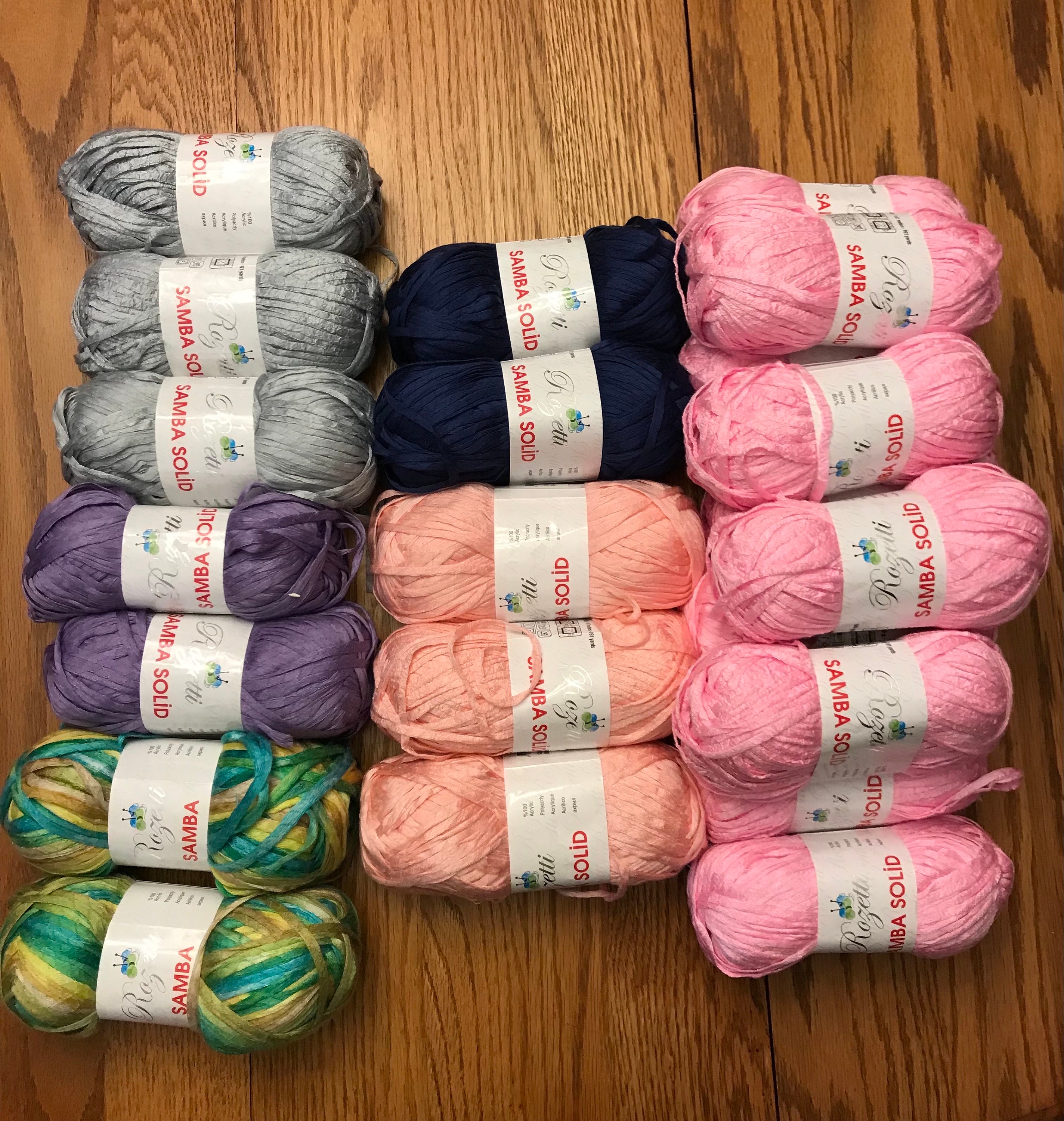 Colorful Yarn Bundle, Ferris Wheel 12 Cakes Beautiful Soft Yarn for All  Projects, Pretty Yarn for Shawls, Baby Items, Blankets, Gifts 