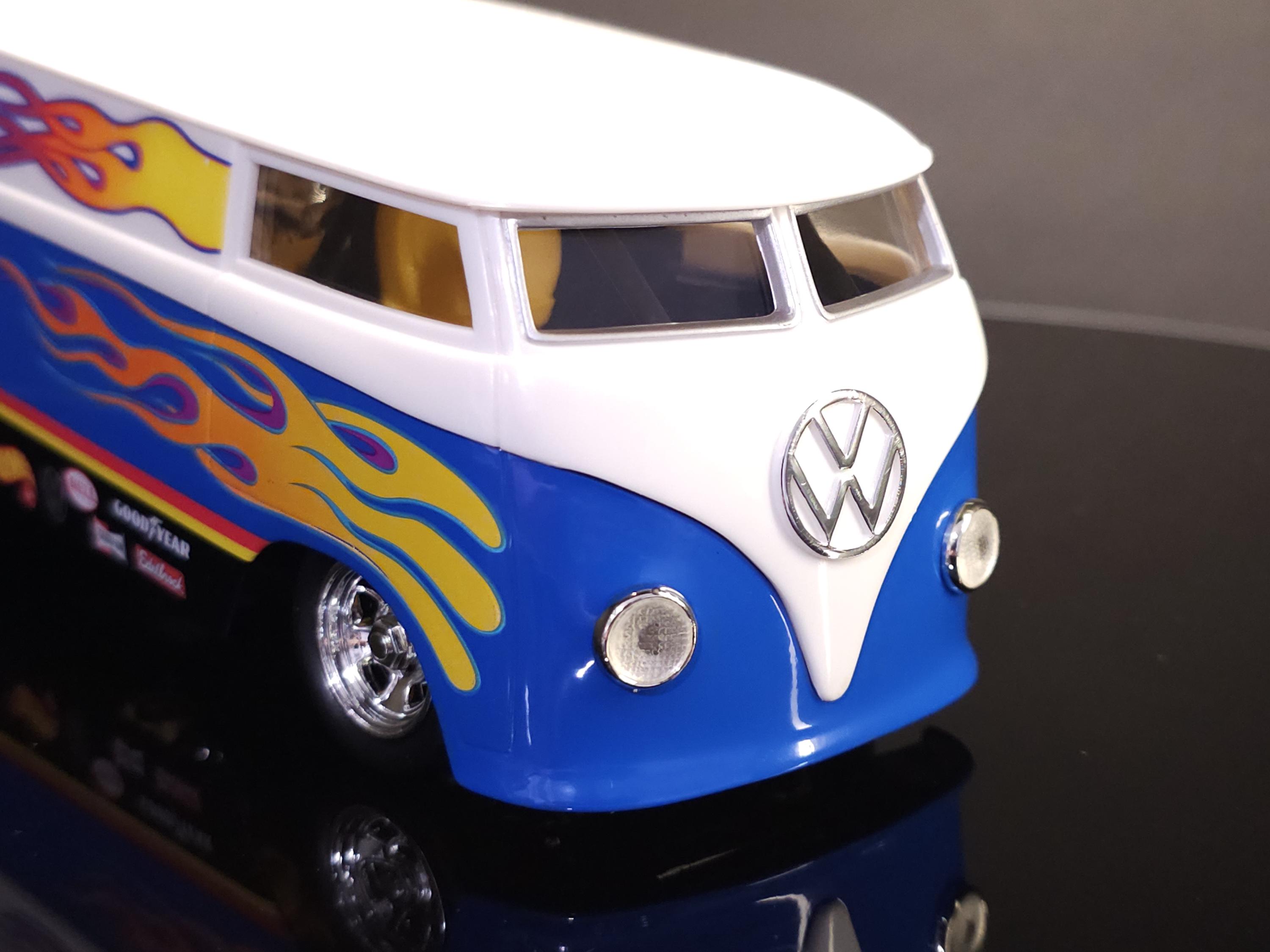 New Box Hot Wheels 1/18 Customized VW Drag Bus - Rare Vintage
