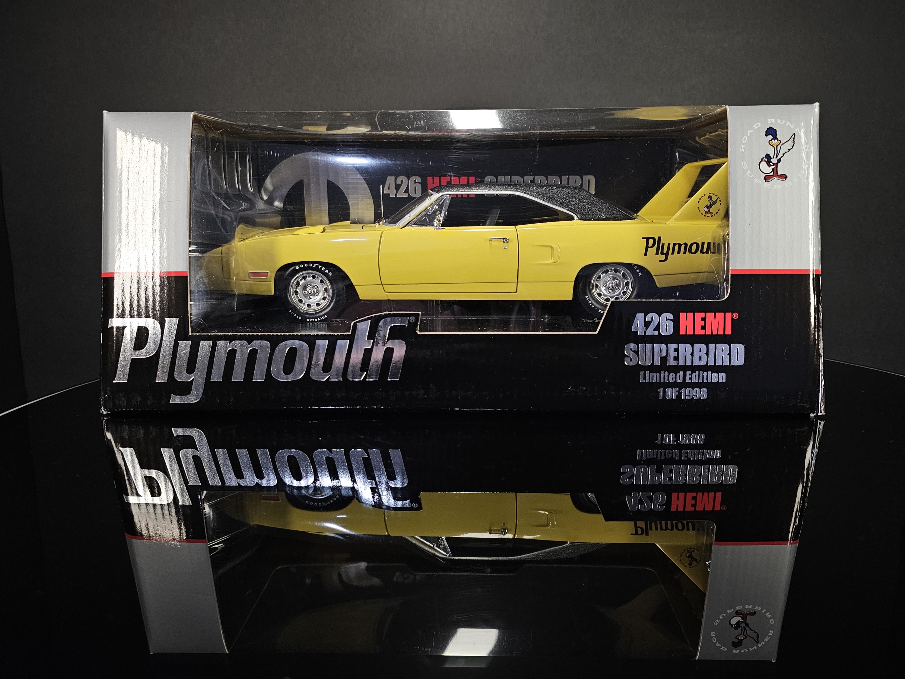Super Rare 1970 Plymouth Super Bird 426 Hemi Diecast - ERTL 1:18