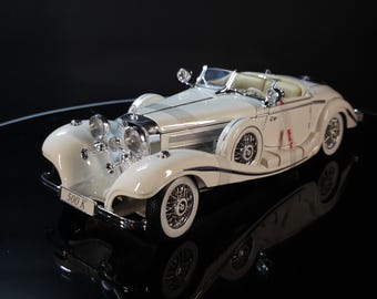 Mercedes-Benz 500 K Special Roadster Diecast Model, Maisto Premiere Edition, 1:18 Scale
