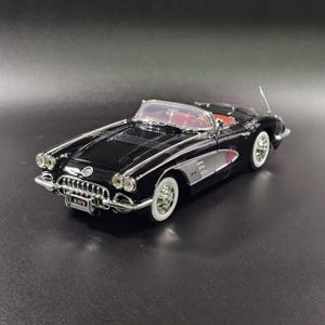 Red corvette toy - Etsy 日本