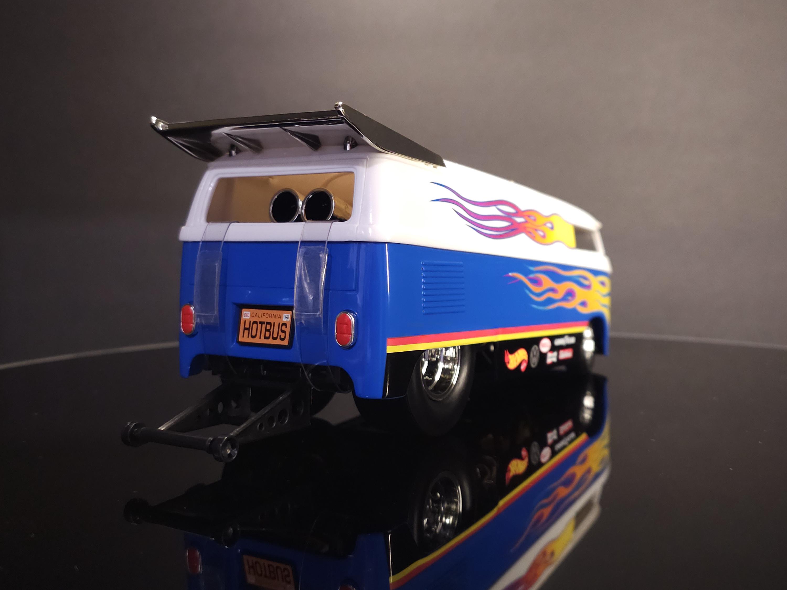 New Box Hot Wheels 1/18 Customized VW Drag Bus - Rare Vintage