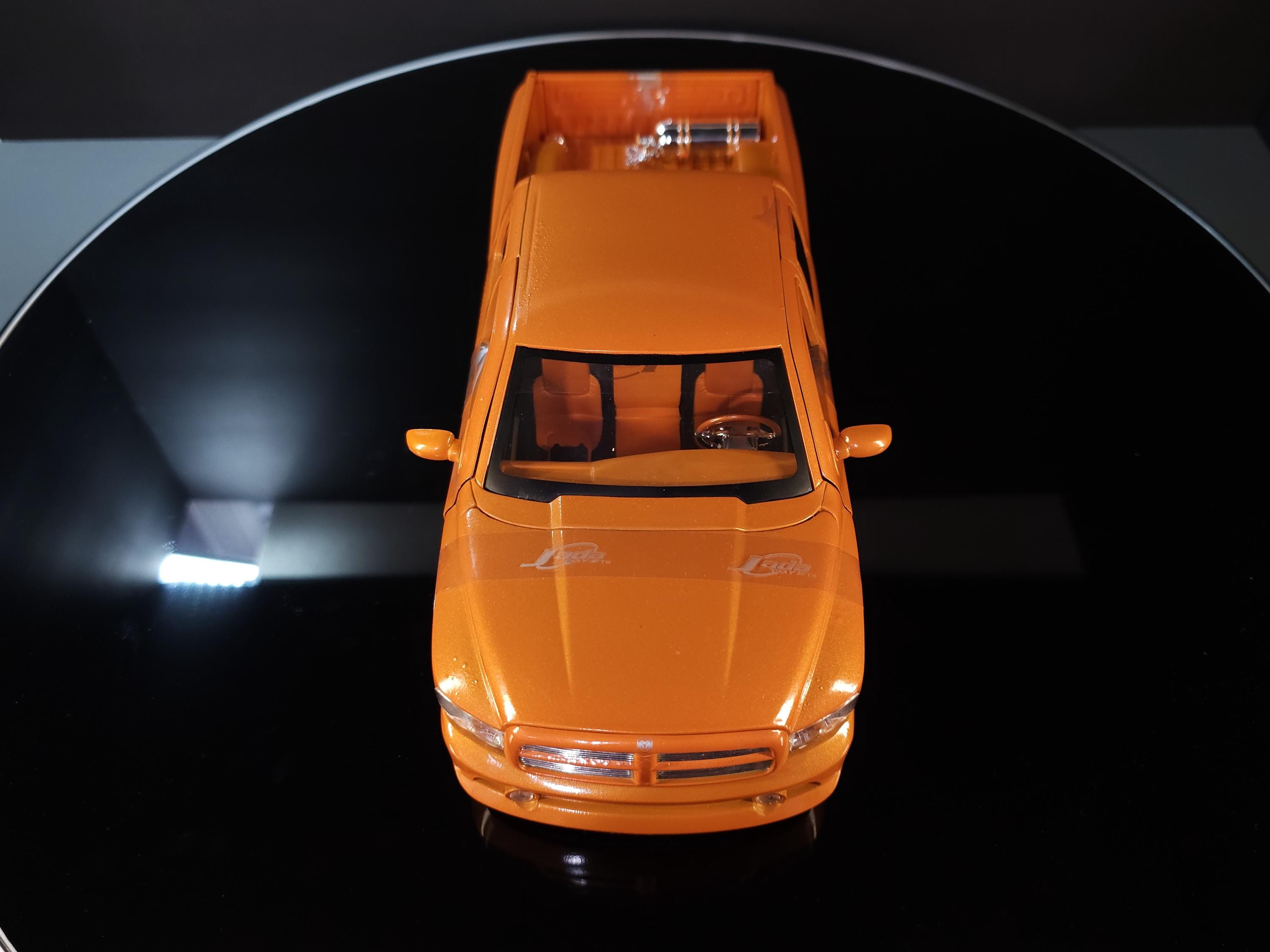 Jada Toys Dub City Big Ballers Dodge RAM 1500 Orange 1:18 Diecast