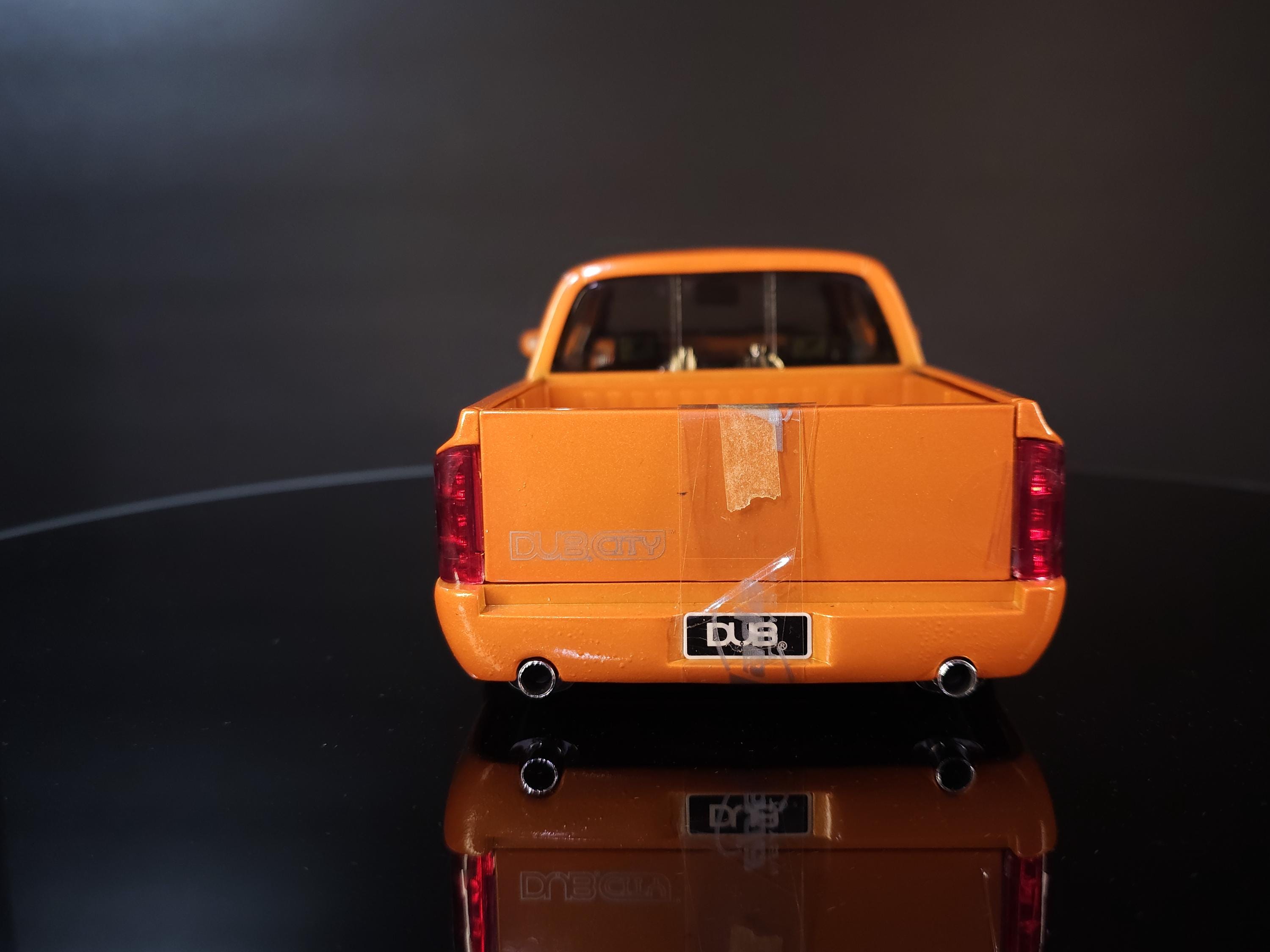 Jada Toys Dub City Big Ballers Dodge RAM 1500 Orange 1:18 Diecast