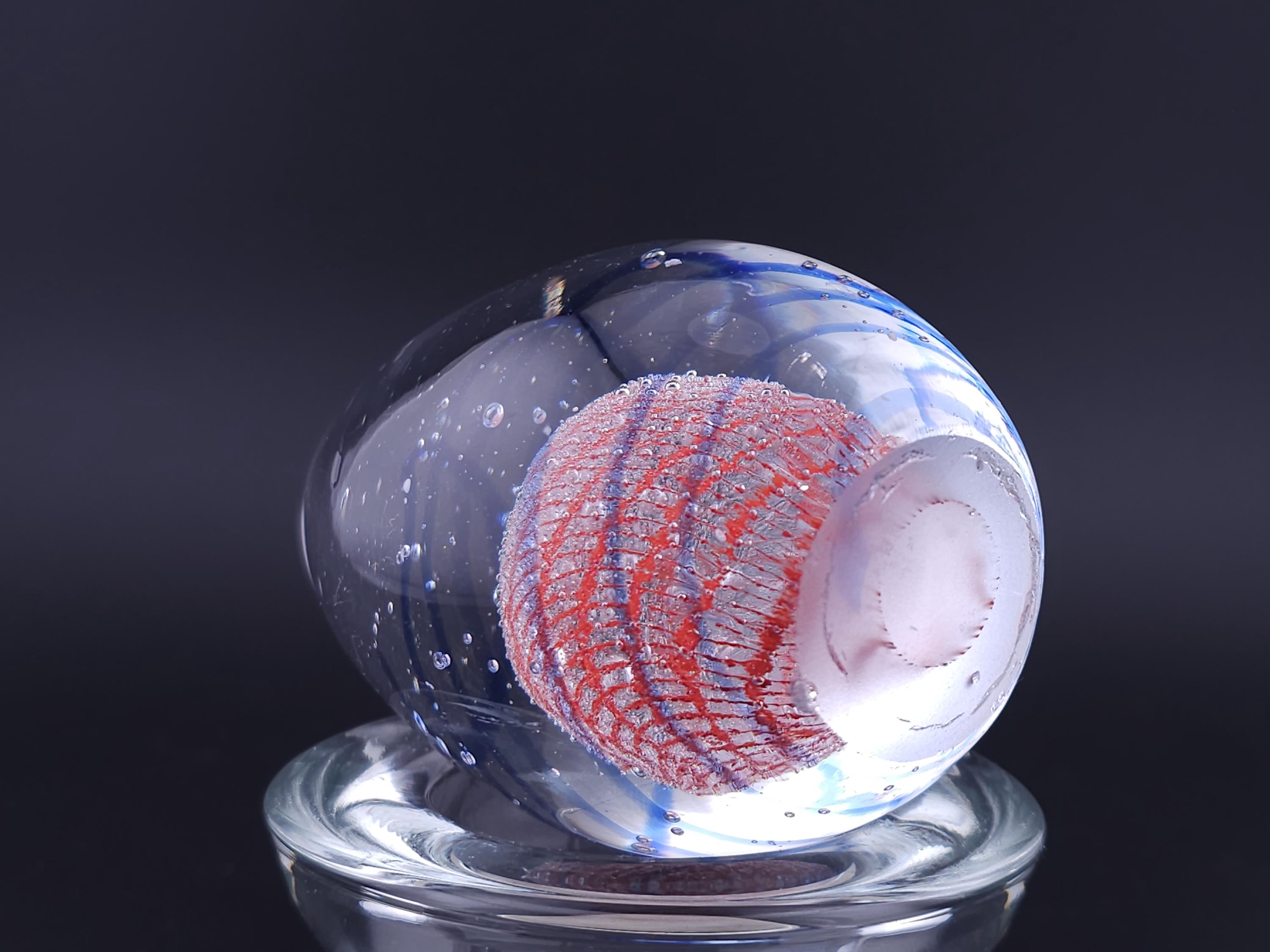 Italian Vintage Murano Glass Egg Paperweight - Stunning Blue Swirl