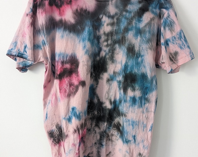 Batik T-Shirt - " Mixed " - Unique - ( Size M )