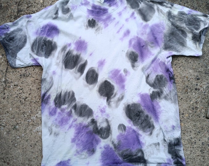 Batik T-Shirt - " Black-Purple " - Unique - (Size XL)