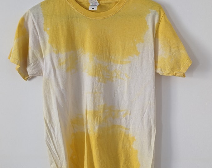 Batik T-Shirt - " Yellow " - Unique - ( Size S )