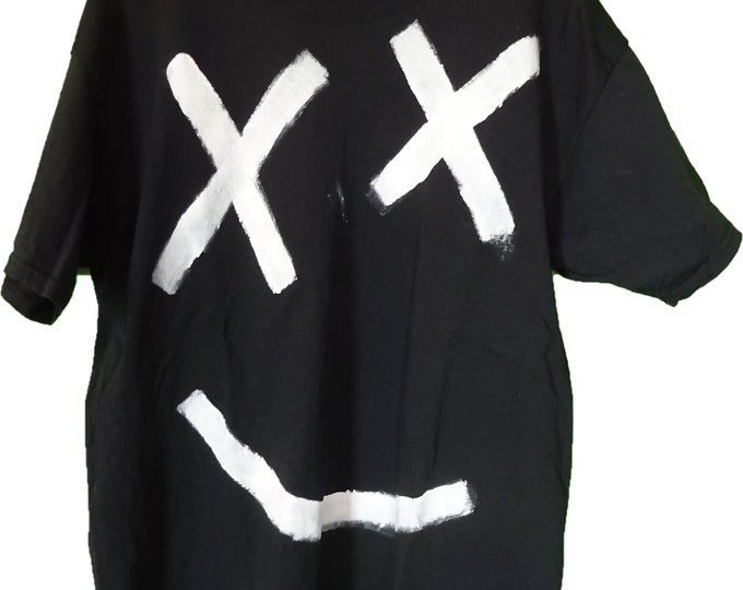 T-Shirt - " X - Edition " - Unique - (Size M)