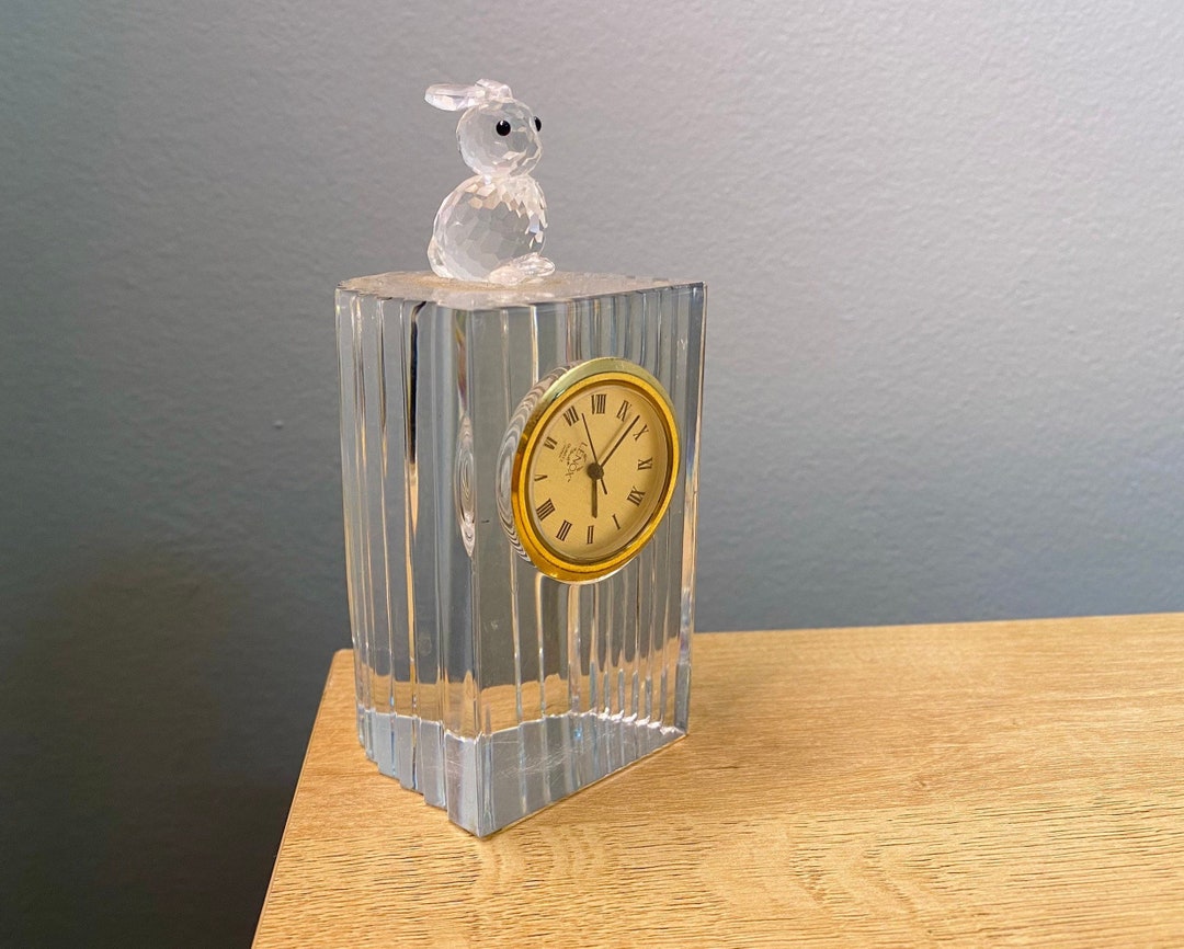 Horloge De Bureau Vintage Mayak URSS - Mouvement Mécanique En Cristal Et Bakélite (1960-1970)