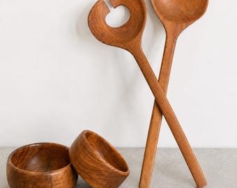 Juego de ensalada vintage de madera de teca con cuencos a juego / Decoración de cocina escandinava moderna de mediados de siglo