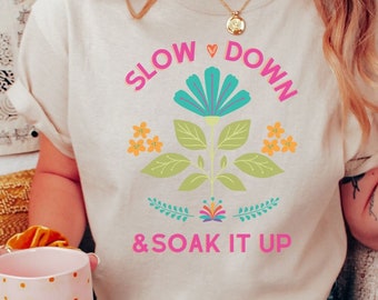 Flowers T-Shirt Boho Wildflowers Floral Nature Shirt Boho Shirts Oversized Shirts Wildflower Shirt Inspirational T Shirt Vintage botanical