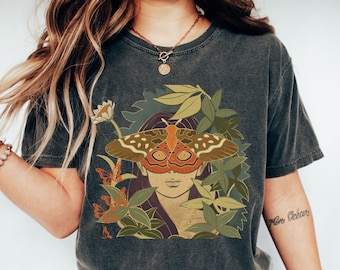 Fairy Grunge Comfort Kleuren T-shirt, Mushroom tshirt, y2k grunge shirt, fairycore shirt, cottage core shirt