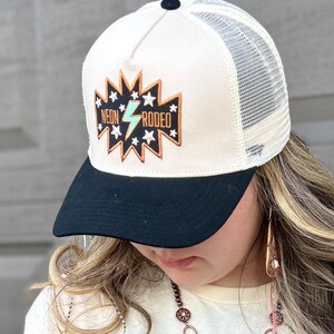 Neon Rodeo Trucker Hut, Cowgirl Fernlastwagenhut, Western Trucker Hut, trendige Fernlastwagenhut, Rodeo Fernlastwagenhut, Retro Cowgirl