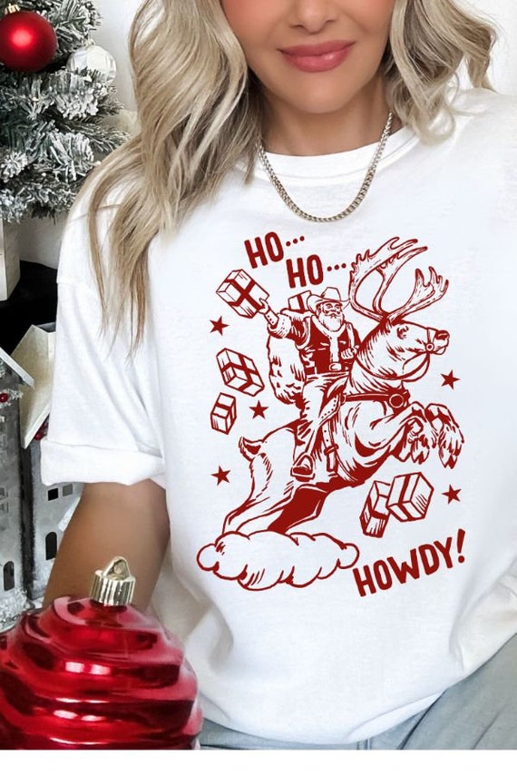 Howdy Santa Shirt, Cowboy Christmas Comfort Colors, Retro Holiday TShirt, Western Christmas T- Shirt Christmas Gift, Cowboy Christmas Outfit