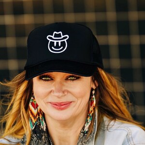 Trucker Hat voor vrouwen Trendy Trucker Hat Western Trucker Hat Bachelorette Trucker Hat Day Drinking Pool Hat Cowgirl Trucker Hat Retro Hat