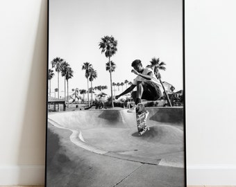 Skateboard Wall Art for Digital Print, DOWNLOADABLE prints, Black and White PRINTABLE Skateboard Poster