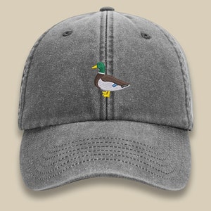 Vintage Hats, Duck Embroidered Comfort Color Hat, Unisex Baseball Cap, Embroider Duck Design Trucker Hat, Vintage Style Cotton Cool Bird Hat