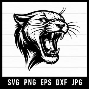 Può includere: Illustrazione in bianco e nero di una testa di pantera che ringhia, con bocca aperta, denti scoperti e dettagli della pelliccia. Il testo "SVG PNG EPS DXF JPG" è incluso in basso.