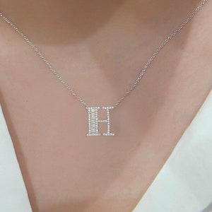 Colar inicial de diamante, pingente de letra H em ouro branco 14K, presente personalizado para ela, colar minimalista, joias iniciais de ouro personalizadas