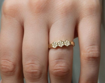 14K Gold Diamond Honeycomb Ring: Geometric Hexagon Band