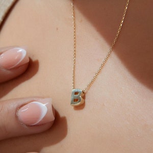 Collar con inicial B en oro de 14 quilates, colgante de letra elegante y minimalista, joyería con monograma personalizable para mujer, idea de regalo de San Valentín