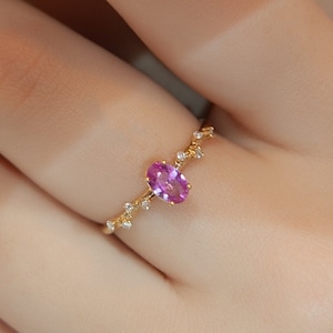 Anillo de compromiso de talla ovalada rosa, anillo de piedra rosa, regalos de graduación para ella, anillo rosa de diamantes, anillo de oro de 14 qt, anillo de promesa