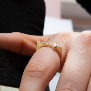 14K Gold Baguette Diamond Ring, Modern Minimalist Design Ring, Dainty Baguette Ring For Women, Bridesmaid Ring, Valentine&#39;s Day Gift Idea