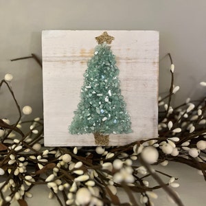 Resin Crushed Glass Framed Christmas Tree 