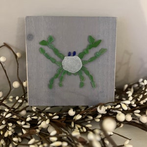 Handmade Sea Glass Crab Art: Coastal Decor