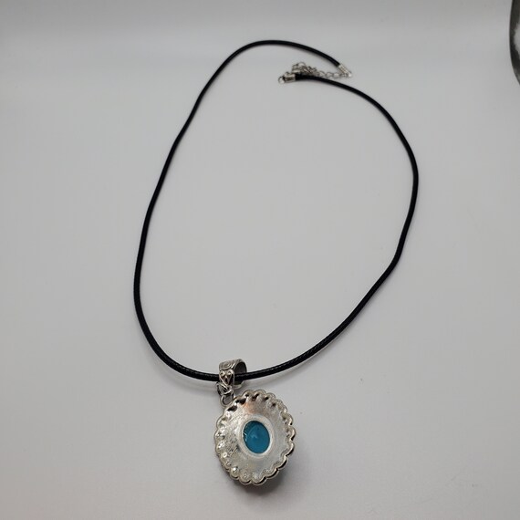 Vintage Turquoise Pendant with Necklace - image 2