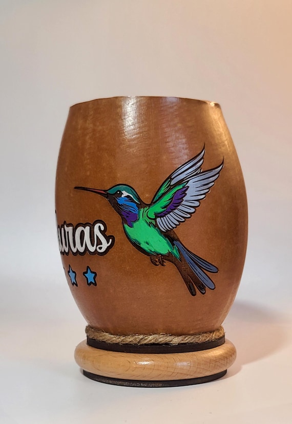 Handcrafted Honduras Gourd Cup – Unique Hand-Painted Design for Art Lovers and Home Decor Enthusiasts