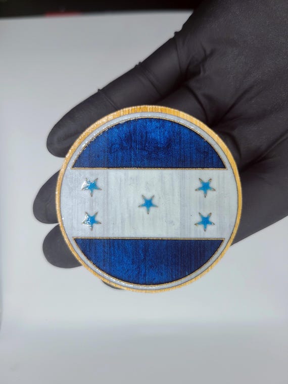 Honduras Flag Engraved Round Magnetic Bamboo Bottle Opener, The Perfect Gift , A Must-Have for Every Home Bar