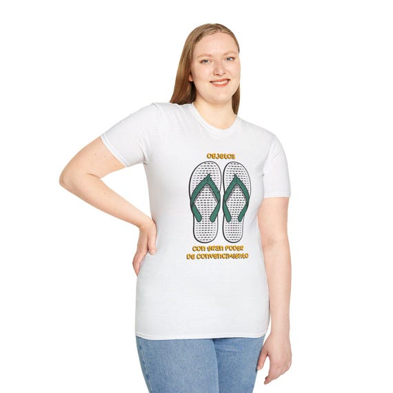 La Chancla Casual Graphic Tee for Summer Vibes, Unisex Retro Flip Flop Shirt, Beachwear, Gift for Vacation Lovers, Fun Summer Apparel