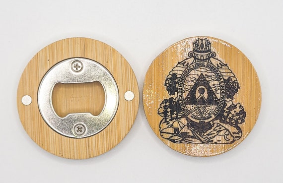 Honduras Engraved Round Magnetic Bamboo Bottle Opener, The Perfect Gift , A Must-Have for Every Home Bar, Honduras bottle opener