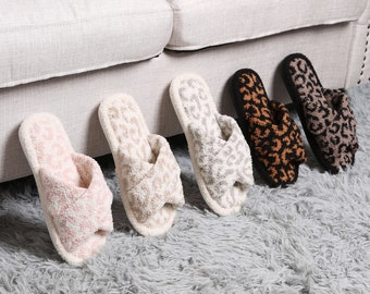 criss cross leopard slippers