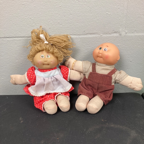 Vintage Cabbage Patch Kids Possible Fake 8in baby Dolls Dirty Blonde Girl and Bald Boy Toys