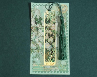 Vintage Floral Metal Bookmark: Hollow Bronzed Design with Tassel, Book Club Gift for Readers