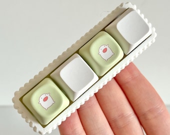4 Button Warawara Keyboard Fidget Toy Keychain - 4 Key ASMR Sensory ADHD Fidget Toy with Creamy Clicky Switches & Studio Ghibli Keycaps