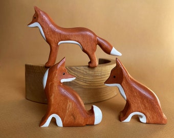 Fuchs Figuren aus Holz (3 Stück) - Holzspielzeug - Tierfiguren aus Holz - Fuchs Spielzeug - Baby Geschenk