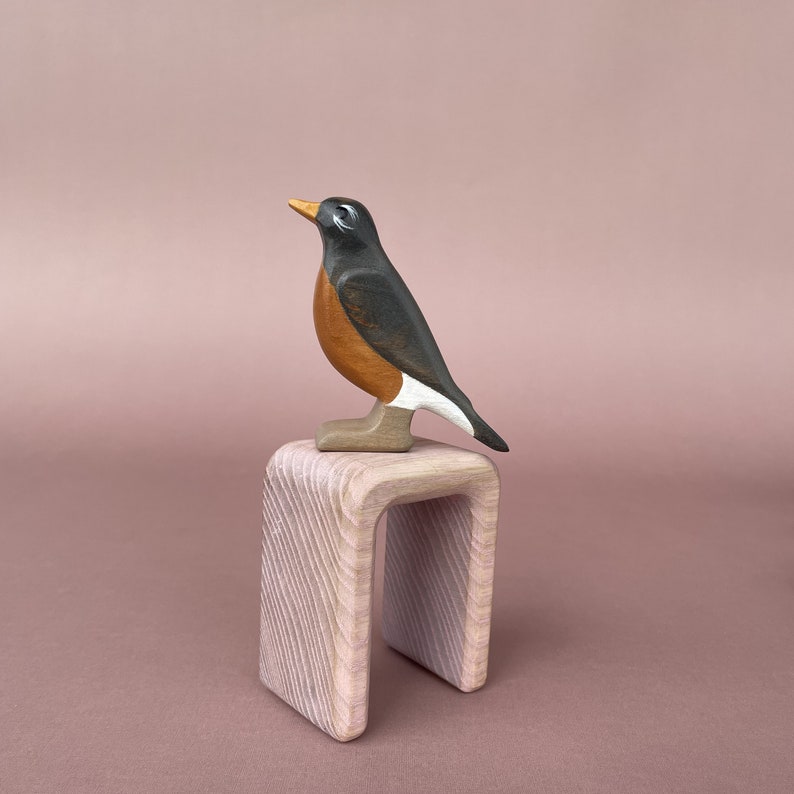 Wooden bird figurine Wooden toys American robin wooden toys Montessori Waldorf Toys Wooden bird toy Perfect Gift for Animal Lovers image 4