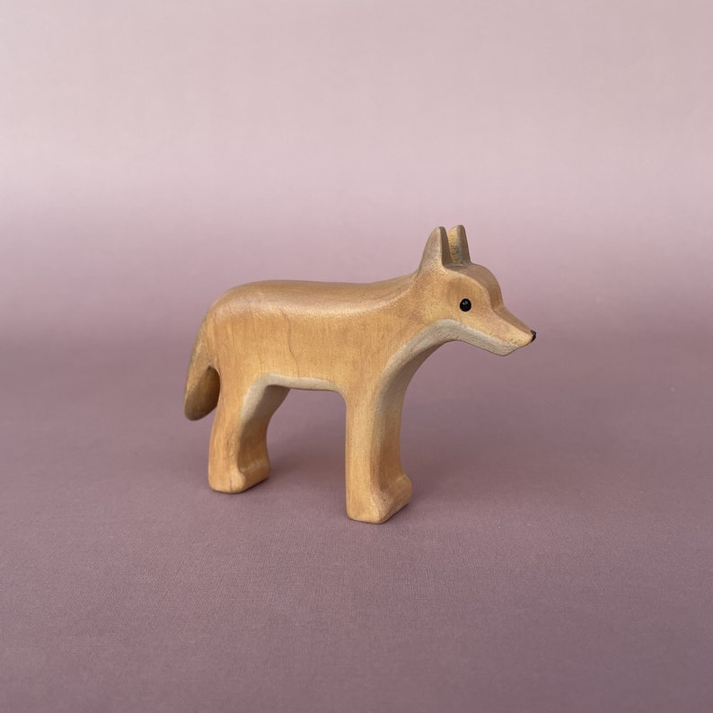 Wooden coyote figurine 1 pcs Wooden animals toys Wooden toys Woodland animal toys Natural wooden toys Coyote toy image 3