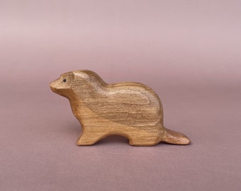 Wooden Animal Figurine Toys - Wooden marmot figurine - Marmot toy - Wooden toys - Wild animals - Handmade Eco-friendly Toys for Kids