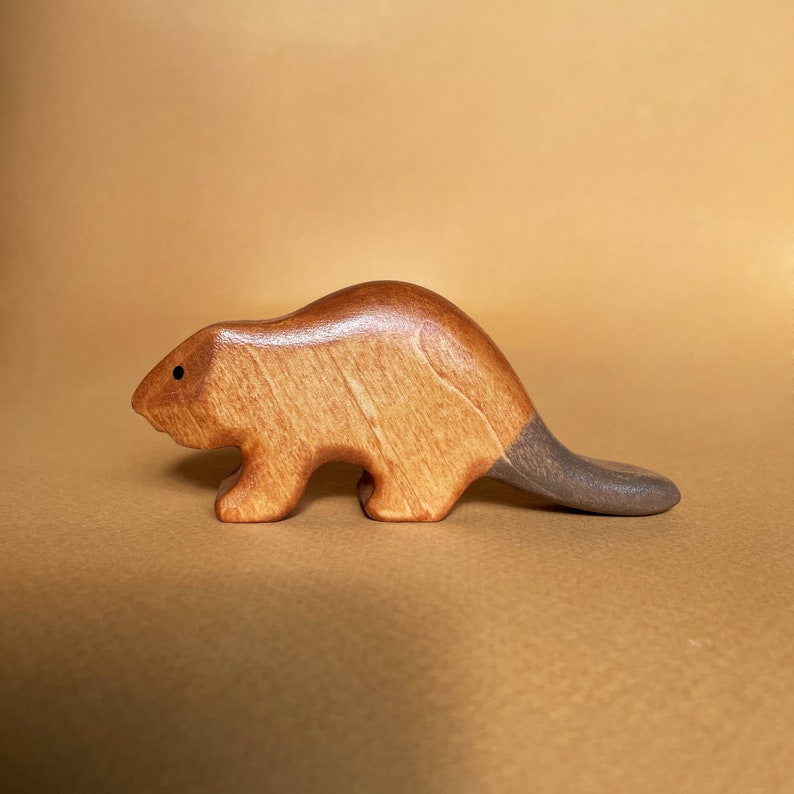 Wooden beaver figurine Wooden animal toys Forest animal toys Wooden animal figurines Beaver toy image 4