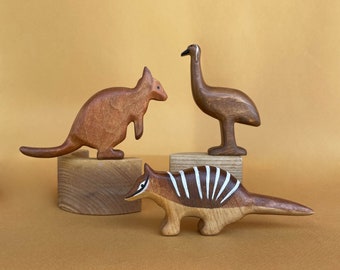 Wooden Australian animals figurines set (3 pcs) - Wooden Animal toys - Wooden ostrich, numbat & quokka figurines - Carved wooden toys