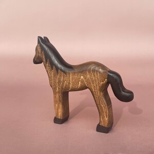 Wooden horse & foal figurine 2pcs Wooden animal toys Farm animals Horse toy Natural Toys Wooden Toy Wooden animal figurines image 6