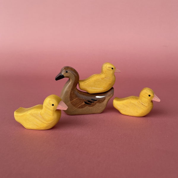 Wooden duck and duckling set (4 pcs) - Toy Set Farm - Wooden Toy - Toy Gift for Child
